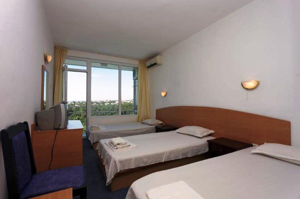 Geolog Hotel St Constantin et Helena Extérieur photo