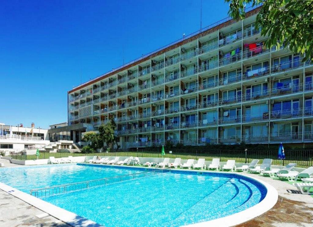Geolog Hotel St Constantin et Helena Extérieur photo