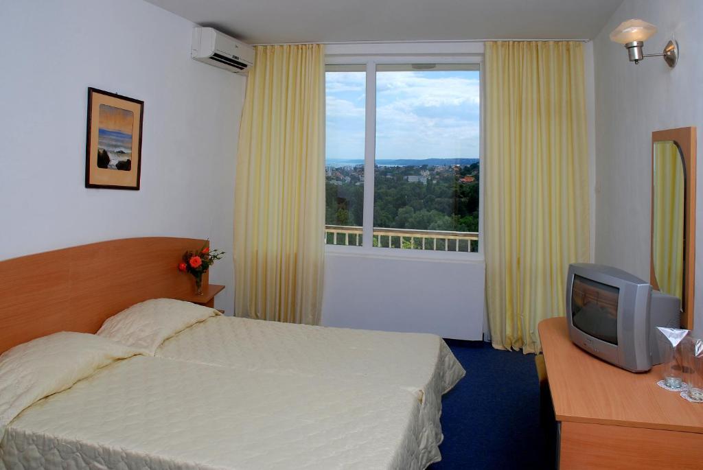 Geolog Hotel St Constantin et Helena Chambre photo